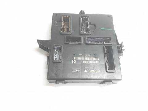 Foto 3ª: Centralita Motor ECU Renault Trafic L1H1 28T (2014)
