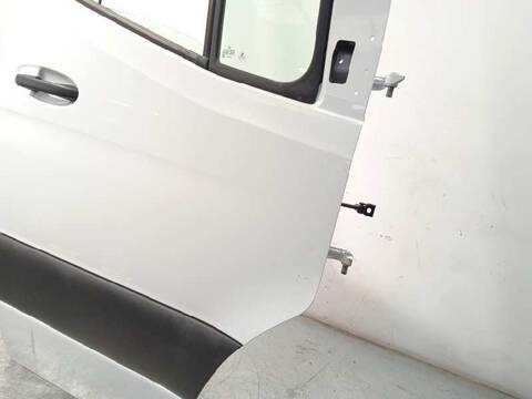 Foto 2ª: Puerta Delantera Derecha Mercedes Sprinter 419 CDI RWD 907.643 907.645 907.647) 190CV 140KW FURGONETA [654920] (2024)