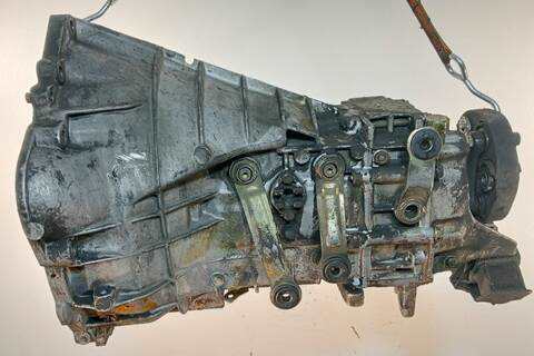 Foto 3ª: Caja Cambios Mercedes 190 190 E 2.3 201.028) 136CV (1982)