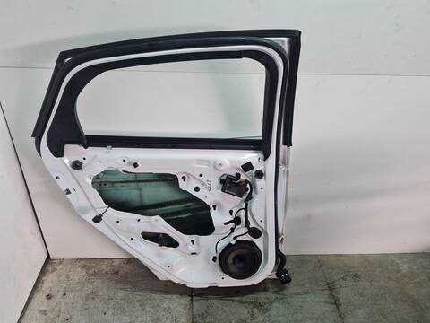 Foto 3ª: Puerta Trasera Izquierda Ford Focus EDITION 116CV 85KW [T1DA] (2015)