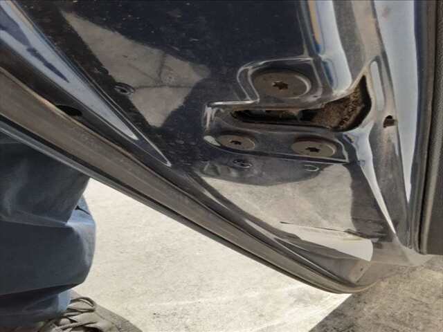 Foto 2ª: Puerta Trasera Izquierda Renault Megane 1.5 DCI 110CV IV B9 DESDE 12/2015 HASTA 04/2025) [K9K 656] (2017)