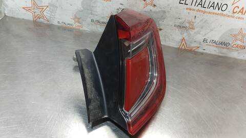 Foto 3ª: Piloto Trasero Derecho Renault Captur TECHNO 140CV 103KW [H5H 490] (2022)