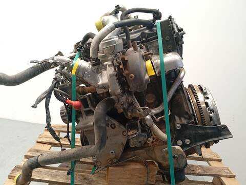 Foto 4ª: Despiece Motor Nissan Pathfinder 2.5 DCI 4WD 171CV 126KW [YD25] (2007)