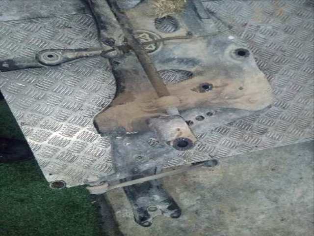 Foto 3ª: Puente Delantero Skoda Octavia ACTIVE 105CV 77KW [CLH] (2015)