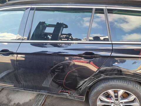 Puerta Trasera Izquierda Volkswagen Passat BUSINESS 150CV 110KW