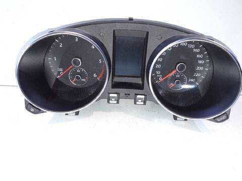Cuadro de Instrumentos Volkswagen Golf ADVANCE 110CV 81KW