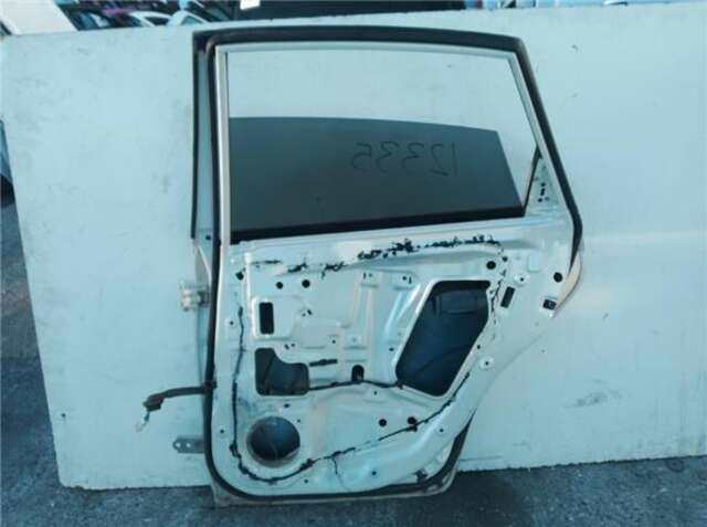 Foto 2ª: Puerta Trasera Derecha Subaru Impreza 2.0 D (150CV) [EE20]