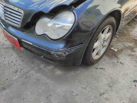 Foto 3ª: Paragolpes Delantero Mercedes Clase C 160 612962 BERLINA (2003)