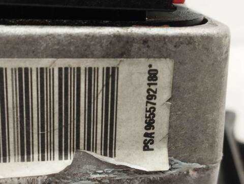 Foto 2ª: Bomba de Direccion Peugeot 407 ST CONFORT PACK 136CV 100KW [RHR(DW10BTED4)] (2006)