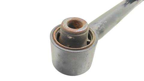 Foto 2ª: Brazo Suspension Trasero Izquierdo Suzuki Grand Vitara 1.9 DDIS JX-E 3-TRG.) 129CV (2005)