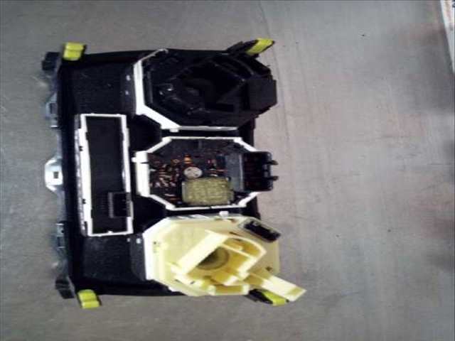 Foto 4ª: Mando Climatizador Toyota Auris LUNA 90CV 66KW [1NDTV] (2008)