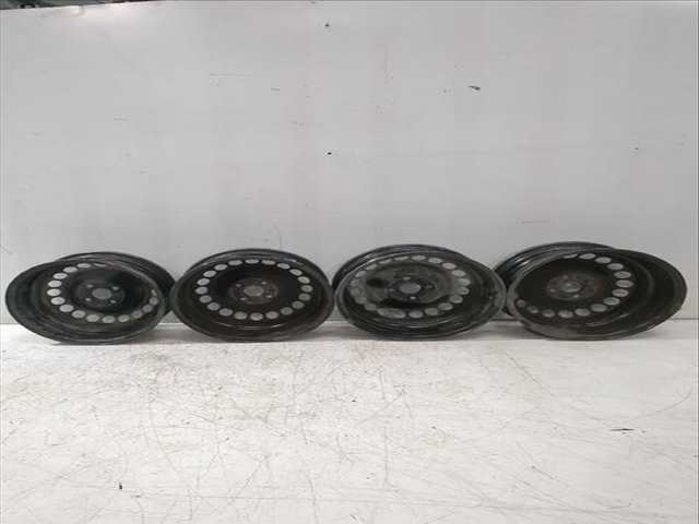 Foto 3ª: Juego LLantas Opel Corsa 1.3 CDTI 08 68) 75CV [B 13 DTC B 13 DTN] (2014)