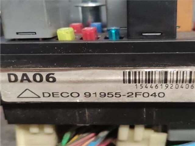Foto 3ª: Caja Reles Fusibles Kia Cerato 2.0 CRDI [D4EA]