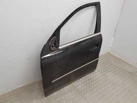Foto 2ª: Puerta Delantera Izquierda Mercedes Clase ML 300 3.0 V6 CDI 204CV 150KW AUT. 164.121) W164) OM642 (2005)
