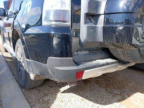Paragolpes Trasero Mitsubishi Montero 3.2 DI-D V88W V98W) 170CV 125KW