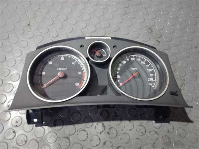 Cuadro de Instrumentos Opel Astra 1.9 CDTI