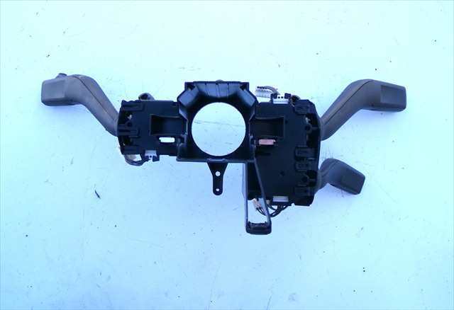 Foto 2ª: Mando Multifuncion Volkswagen Passat 1.6 TDI 2010-2015 [CAY] (2011)