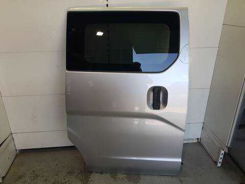 Puerta Lateral Corredera Derecha Nissan NV200 1.5 DCI 85 M20 M20M) 86CV 63KW FURGONETA