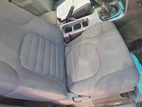 Asiento Delantero Derecho Nissan Pathfinder 2.5 DCI DIESEL CAT 171CV 126KW