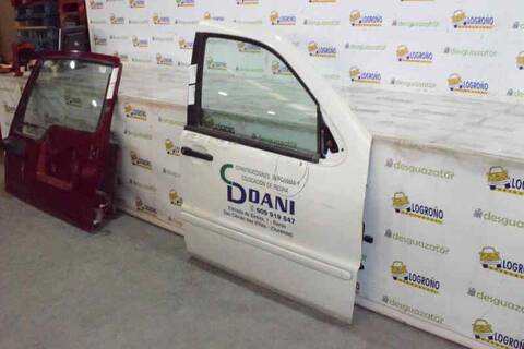 Foto 2ª: Puerta Delantera Derecha Mercedes Clase ML 270 2.7 CDI 20V 163CV CLASE M)