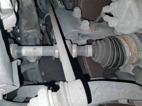 Transmision Delantera Izquierda Toyota Auris 1.8 HYBRID ZWE186_) 136CV 100KW