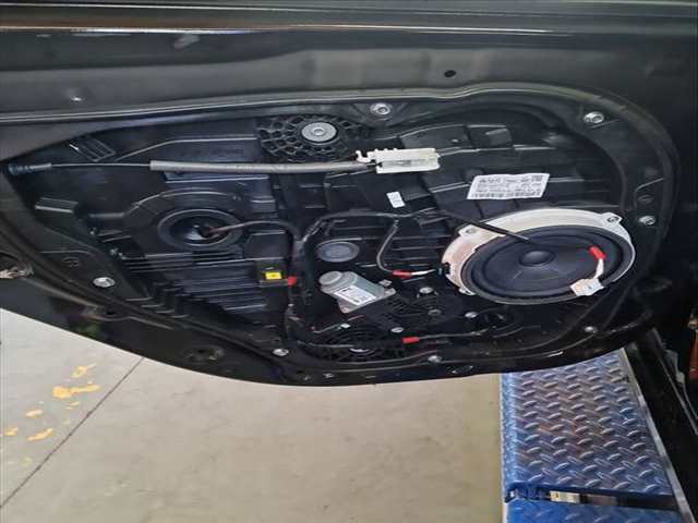 Foto 1ª: Elevalunas Manual Trasero Izquierdo Hyundai i30 2.0 N 275CV 202KW [G4KH] (2018)