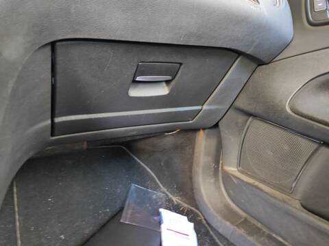 Guantera Ford Mondeo AZBA BERLINA