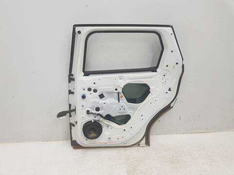Foto 2ª: Puerta Trasera Derecha Dacia Duster TCE 130 EXPRESSION 4X4