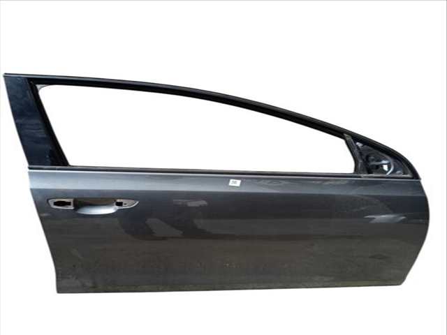 Foto 2ª: Puerta Delantera Derecha Volkswagen Golf 1.6 TDI 90CV (2008)