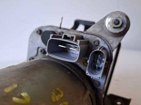 Foto 2ª: Bomba de Direccion Ford Focus TREND 1.6 TDCI CAT 90CV (2005)