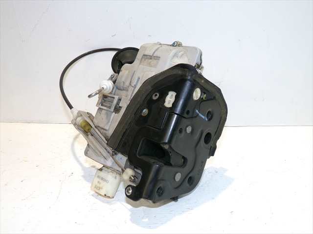 Cerradura Puerta Delantera Derecha Seat Exeo 2.0 TDI 2009-2013