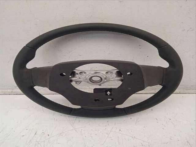 Foto 3ª: Volante Toyota Avensis VERSION INDEFINIDA (2015)