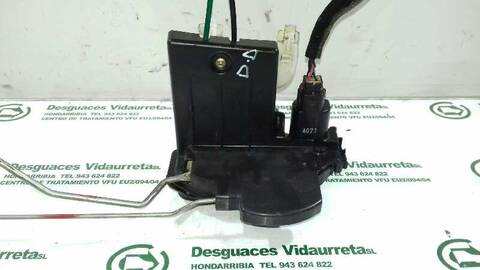 Foto 1ª: Cerradura Puerta Delantera Derecha Kia Cerato 2.0 TD CAT 112CV 83KW [D4EA] (2004)