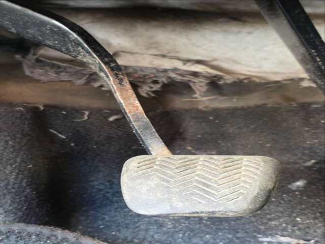 Pedal Embrague Toyota Avensis ADVANCE 126CV 93KW