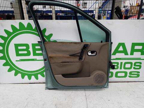 Foto 3ª: Puerta Delantera Izquierda Renault Scenic 1.5 DCI DIESEL 106CV [D/ K9K P7] (2003)