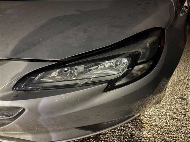 Faro Izquierdo Opel Corsa B14XER