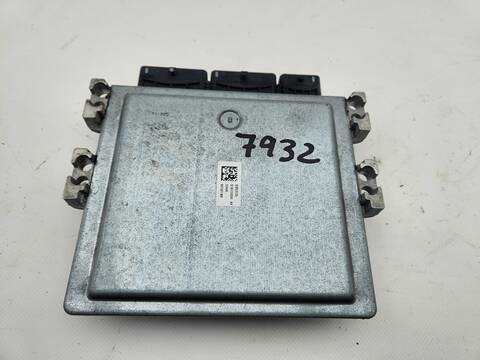 Foto 2ª: Centralita Motor ECU Renault Captur DYNAMIQUE 120CV 88KW [H5FD4] (2014)