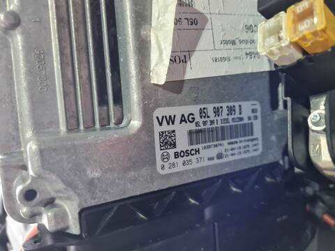 Foto 3ª: Centralita Motor ECU Volkswagen T-Roc ADVANCE 5P [DTR] (2021)