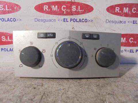 Foto 1ª: Mando Climatizador Opel Astra 1.6 16V CAT 116CV 85KW [Z16XER] (2008)