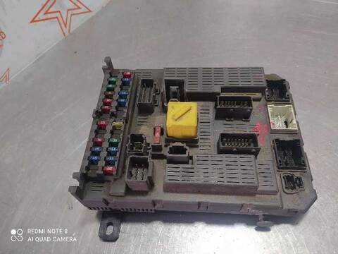 Foto 2ª: Caja Reles Fusibles Citroen C5 2.0 HDI SX BERLINA 109CV 80KW [RHZ] (2002)