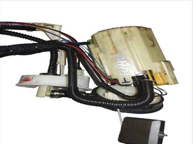 Bomba Combustible Mercedes Clase C 160 C 220 CDI 203.708)