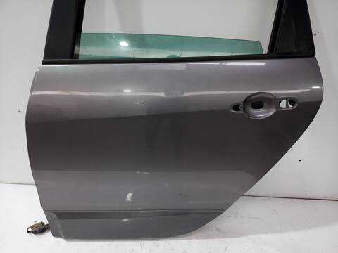Foto 2ª: Puerta Trasera Izquierda Renault Scenic BOSE EDITION 110CV 81KW [K9K836] (2015)