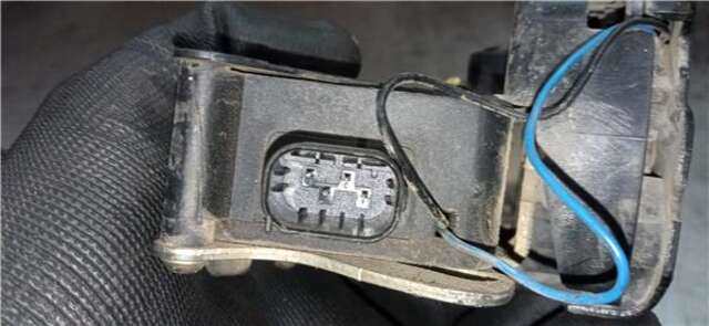Foto 3ª: Cerradura Puerta Delantera Izquierda Mercedes Vito 111 CDI [OM 646.982]