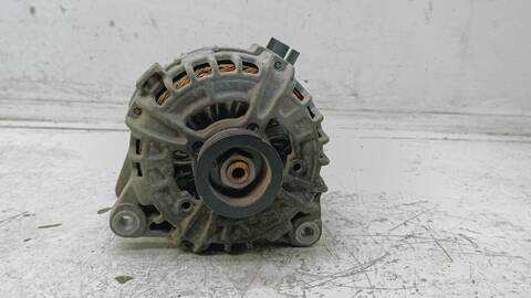Foto 1ª: Alternador Land Rover Range 2.0 D150 MHEV 4X4 150CV 110KW [204DTD(AJ21D4)] (2017)
