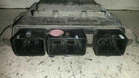 Foto 3ª: Centralita Motor ECU Citroen C3 1.4 HDI SX 68CV 50KW [8HX] (2002)