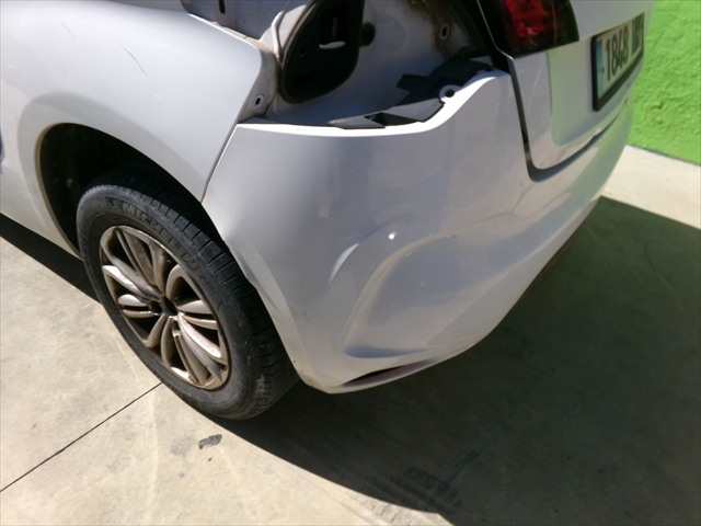 Foto 3ª: Paragolpes Trasero Citroen DS4 1.6 HDI 2011-2015 [9H05] (2013)