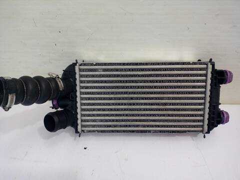Foto 3ª: Intercooler Jeep Avenger ALTITUDE (2022)
