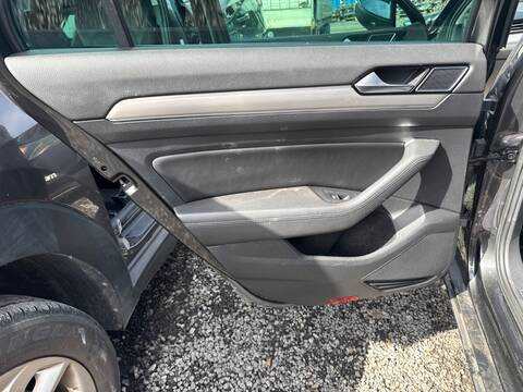 Altavoz Volkswagen Passat 190 CV 140KW
