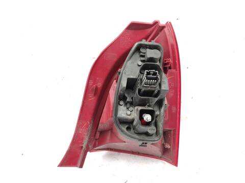 Foto 2ª: Piloto Trasero Izquierdo Renault Twingo 1.5 DCI 75 75CV 55KW [K9K820] (2014)