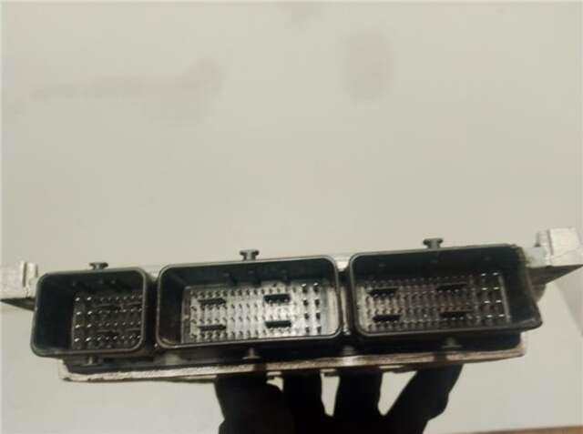Foto 2ª: Centralita Motor ECU Renault Megane 1.5 DCI D (106 CV) II BERLINA 3P